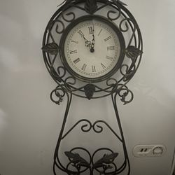 Clock 