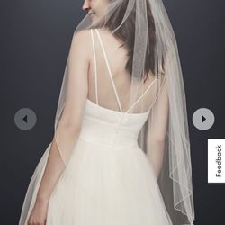Fingertip Length Ivory Veil 
