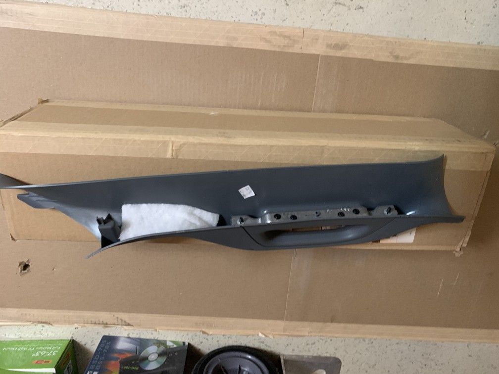 Driver Side A Pillar Assembly 2012 F250 SuperDuty Lariat