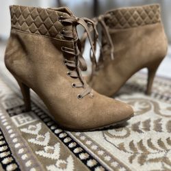 Pointed Toe Lace Up Heel Ankle Boots