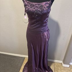 Purple satin maxi dress with beaded details and adjustable straps. Size: 8 #prom #eveningwear #formal Size 8  New with tag 