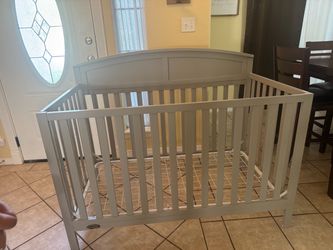 Baby crib