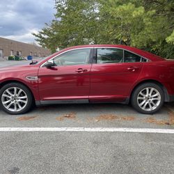 2014 Ford Taurus