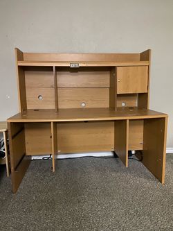 Free desk