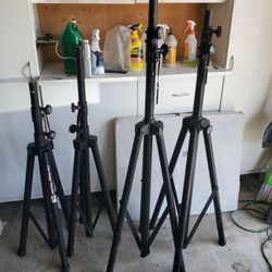 Speaker or light stands