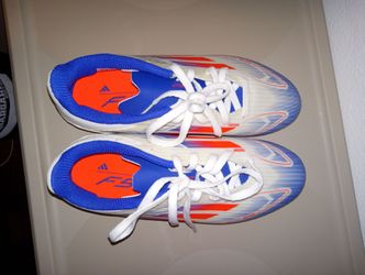 Soccer cleats
