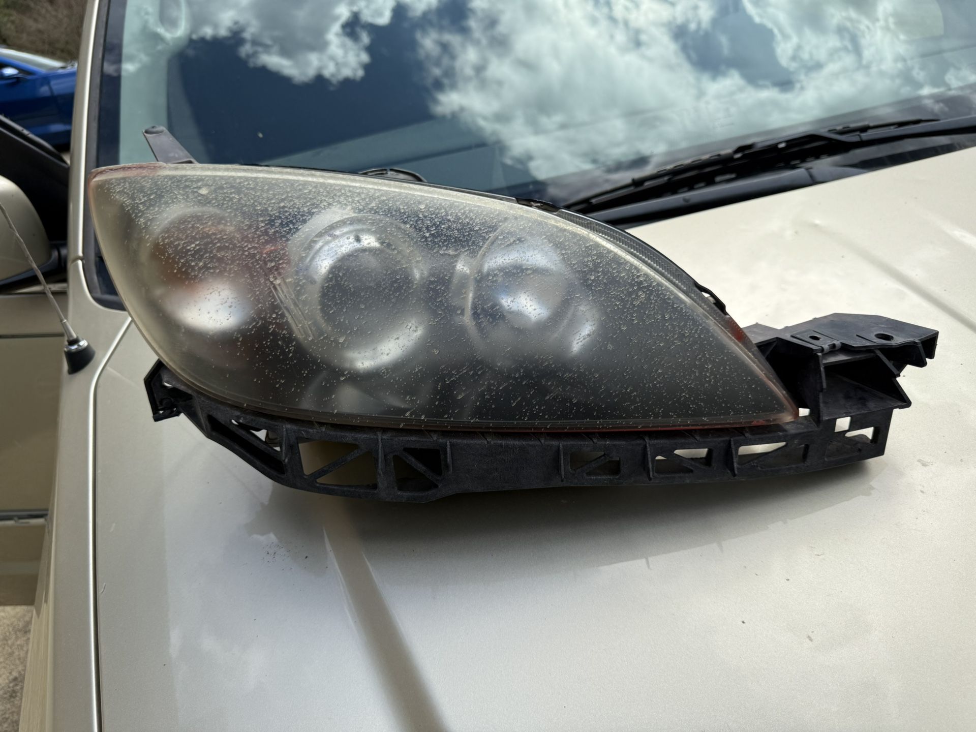 2004-2008 Mazda 3 Passenger Headlight