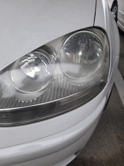 Headlights Cleaning