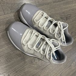jordan 11s cement grey size 9