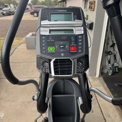 Nautilus E614 Elliptical