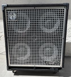 SWR WorkingPro 4x10 Bass Cabinet – Tested & Fully Functional