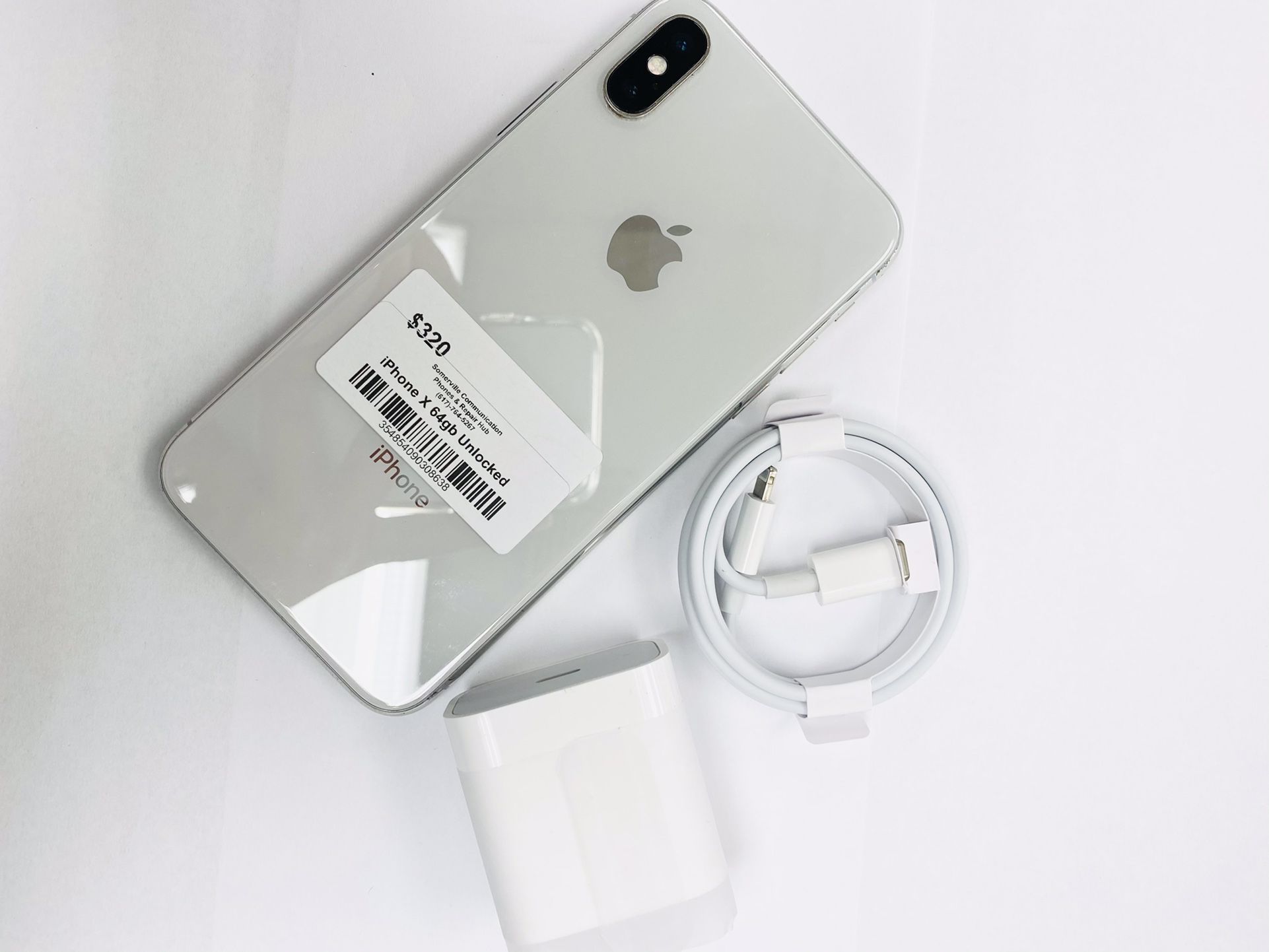 IPhone X (64gb) Unlocked with store warranty