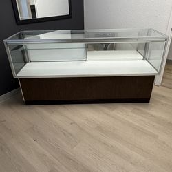 display case