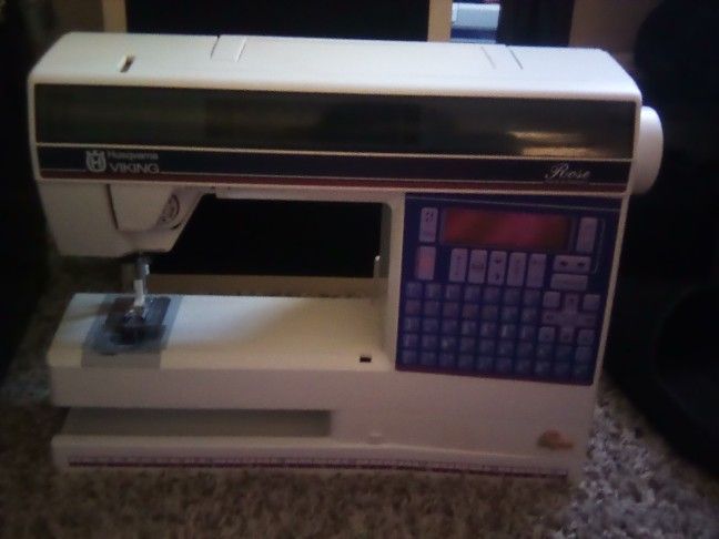 Haskvarna Rose Sewing Machine 