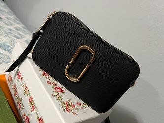 Black crossbody bag