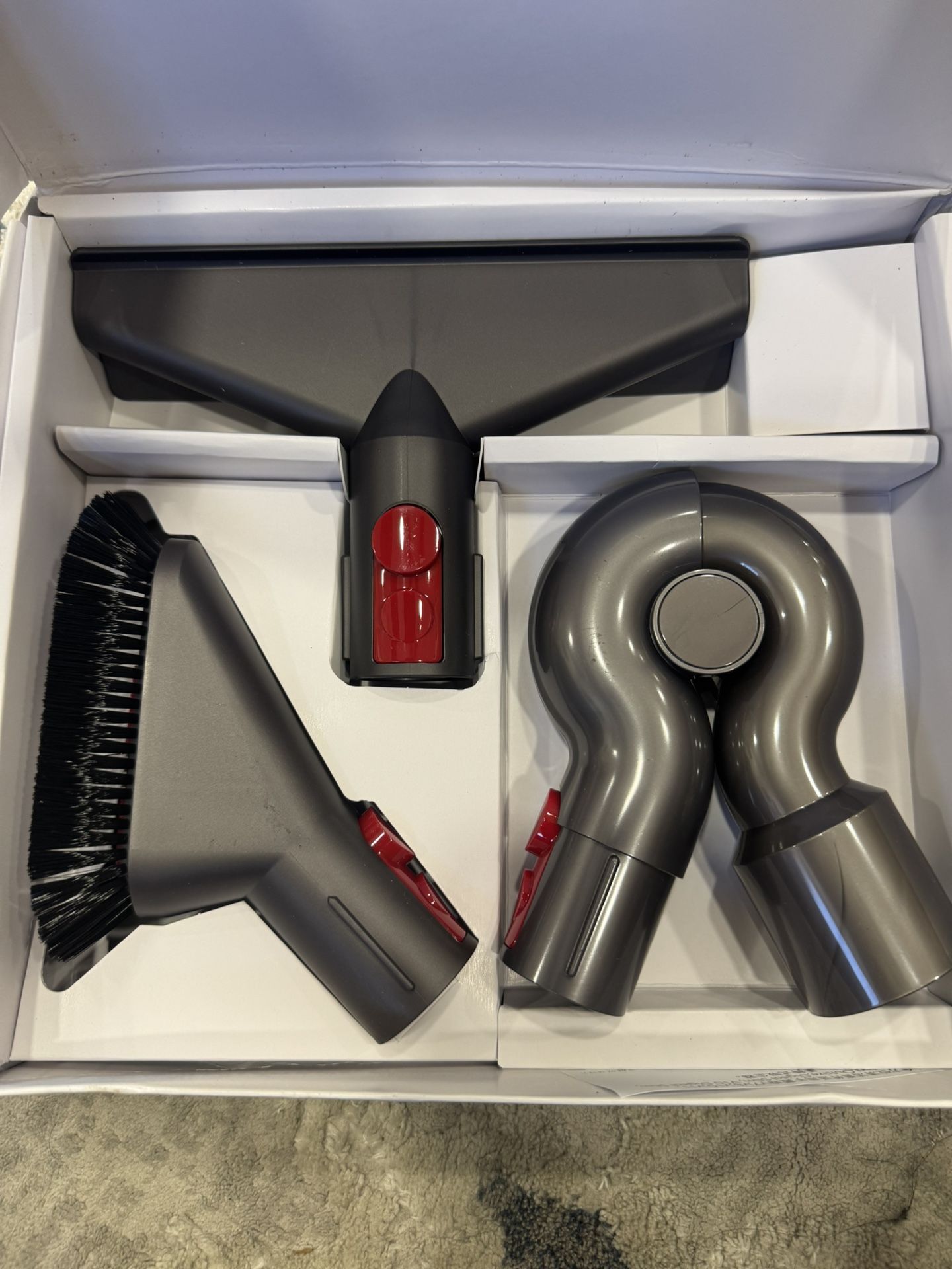 Dyson Furniture Cleaning Tool Kit 972204-01-Brand New