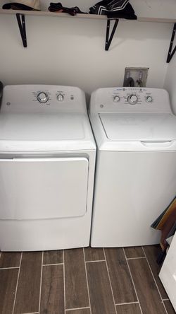 GE Washer and Dryer Set