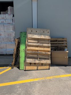 FREE Pallets