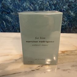 Narciso Rodríguez for him