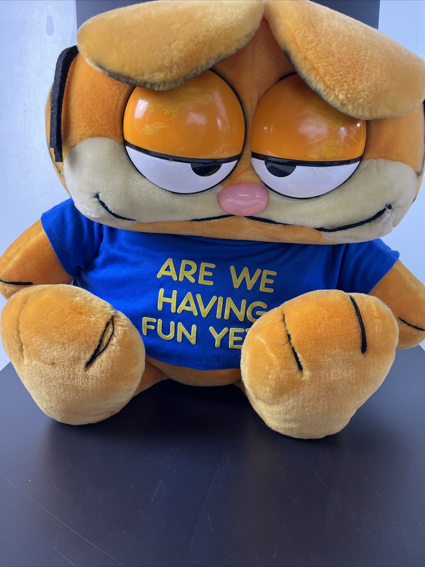 Vintage 1981 Dakin Large Jumbo Garfield Plush Are We Having Fun Yet T-Shirt 27" Eyes are scratched does have marks from age use or storage selling a