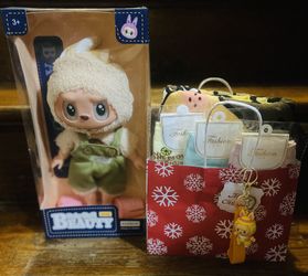 Baby Doll BUBU Beauty with 3 Pairs of Socks , Towel  and keychain 💕🎁