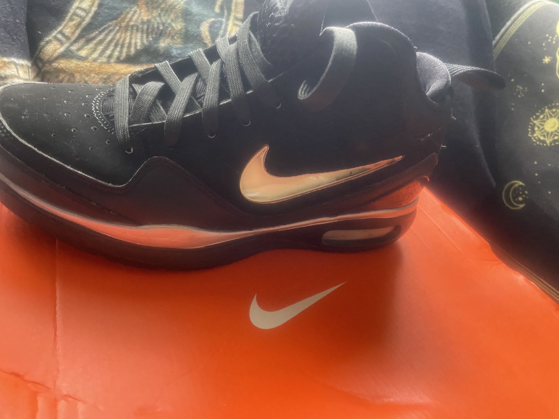 Brand New Black dream Nike Tennis Shoe🔥