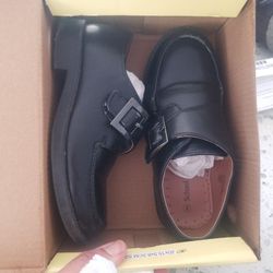 Black Boys Shoes Size 8