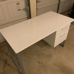 White and chrome work desk