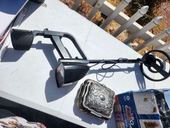 Metal detector