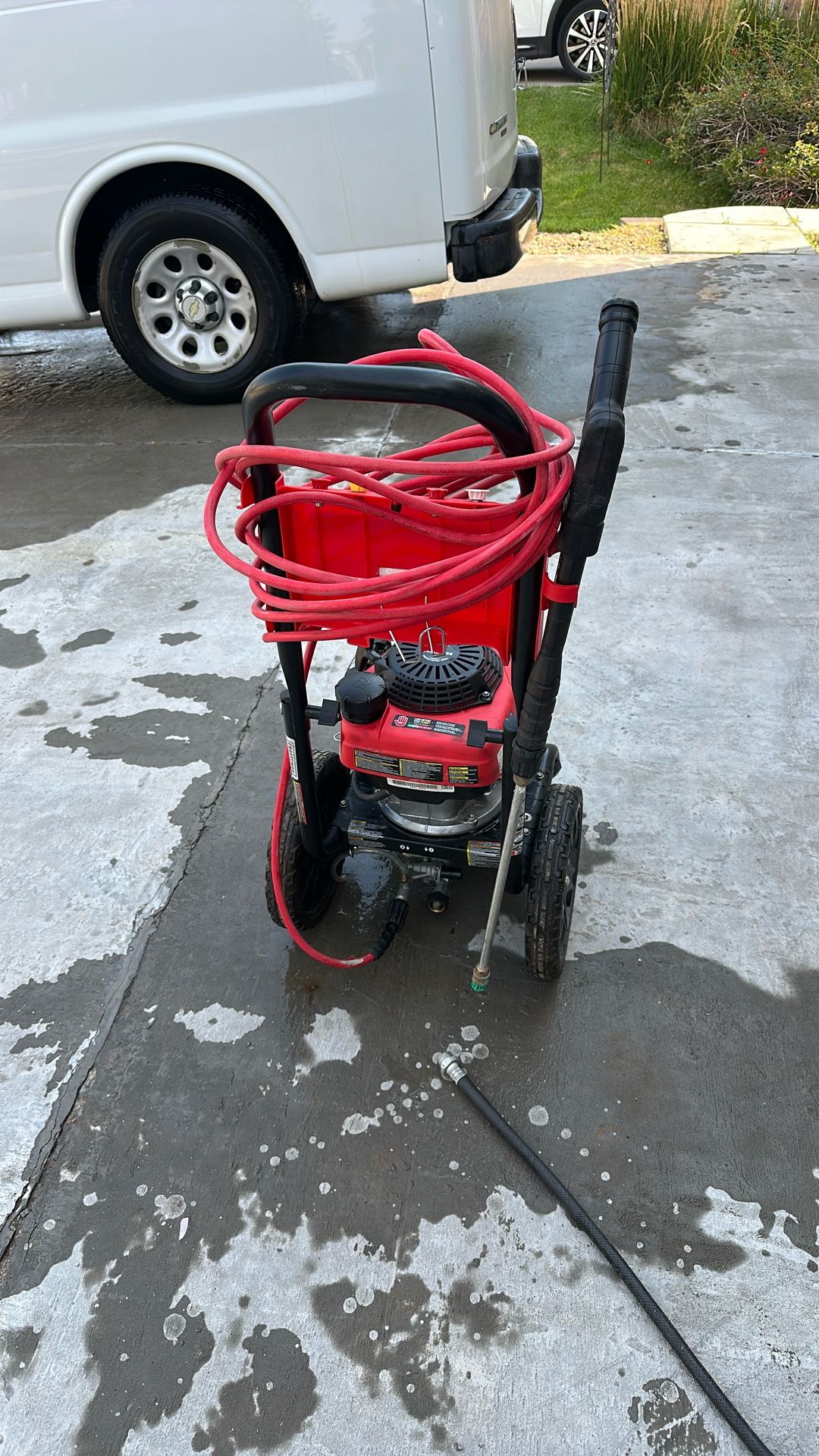 HONDA 3000 psi   2.4GPM