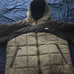 stussy primaloft mountain jacket 