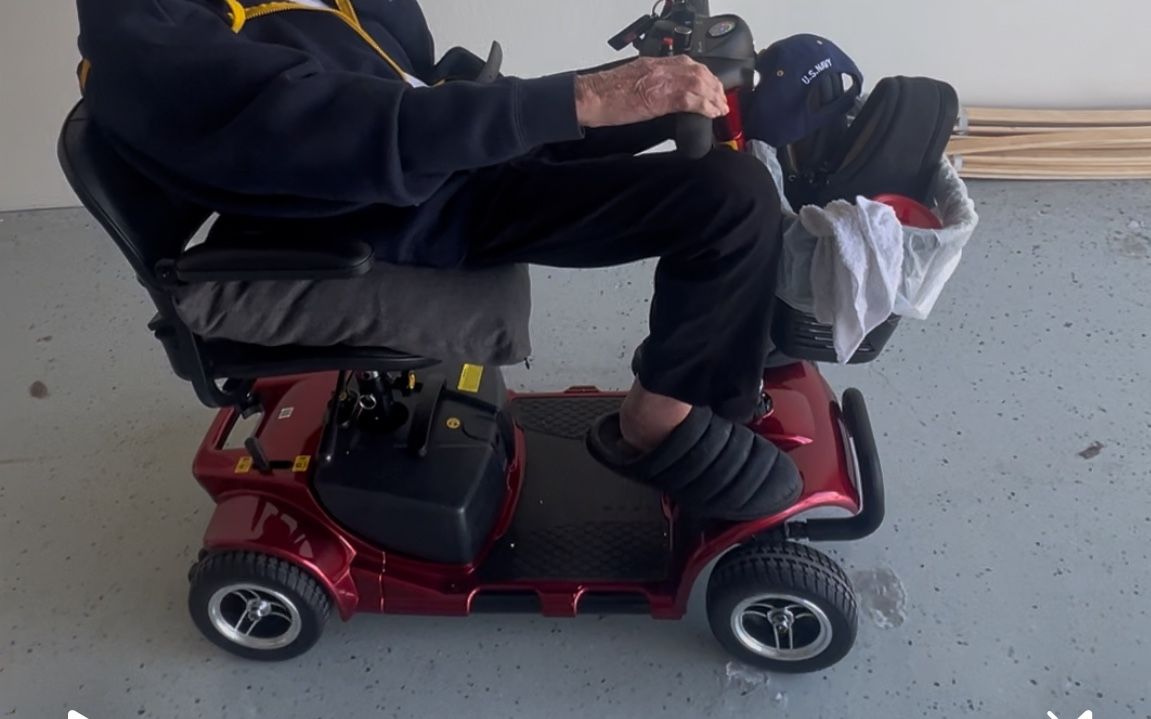 Vive Four Wheel Mobility Scooter -Brand new $700.00