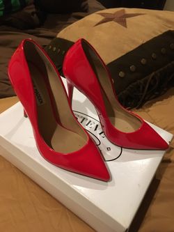 SteveMadden Heels sz 6