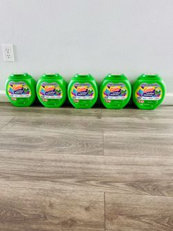 5 Gain Flings (60 in each container) Laundry Detergent