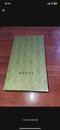 Gucci Rhyton Sneakers Size 7