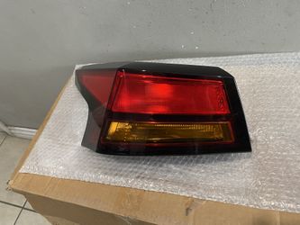 2019-2025 Nissan Altima Left Tail Light 