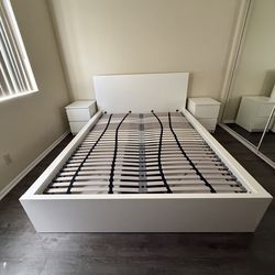 Modern IKEA MALM Queen Bed Frame + 2 Nightstands (White) – Excellent Condition