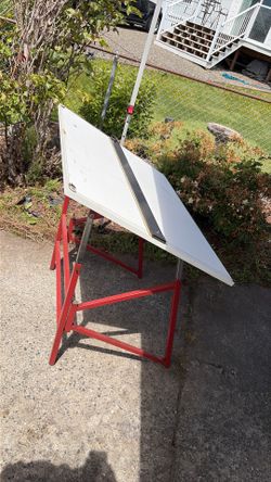 Drafting table
