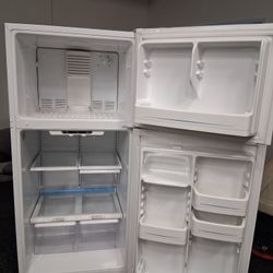 General Electric Fridge