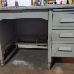 Classic Desk Great For Refinishing 