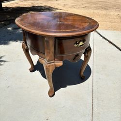 Small French End table With Drawer $10 Pick Up Only
