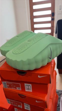 Men’s Nike Mind 001 Cucumber Calm Size 14