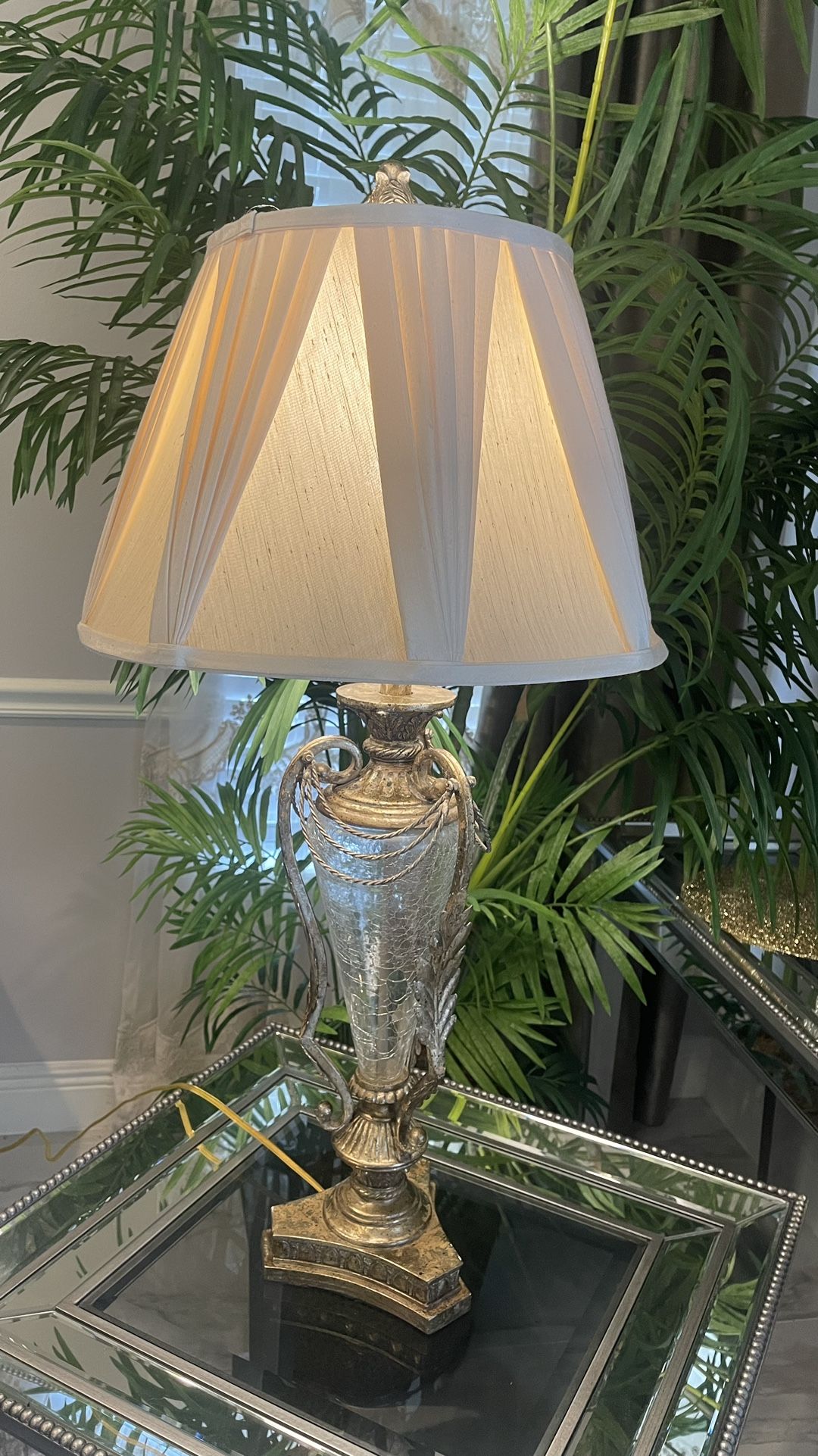 Vintage Clear Crystal Lamp