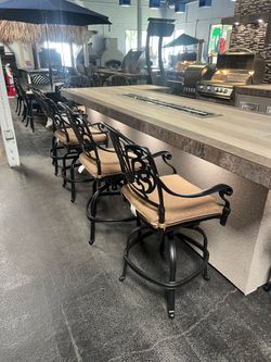 Outdoor Kitchen Bar Stools