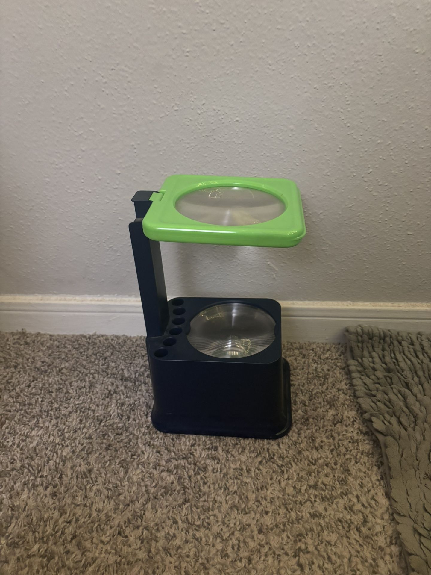 Kids Discovery Projector