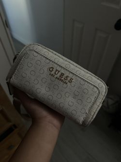 Guess Shoulder Bag