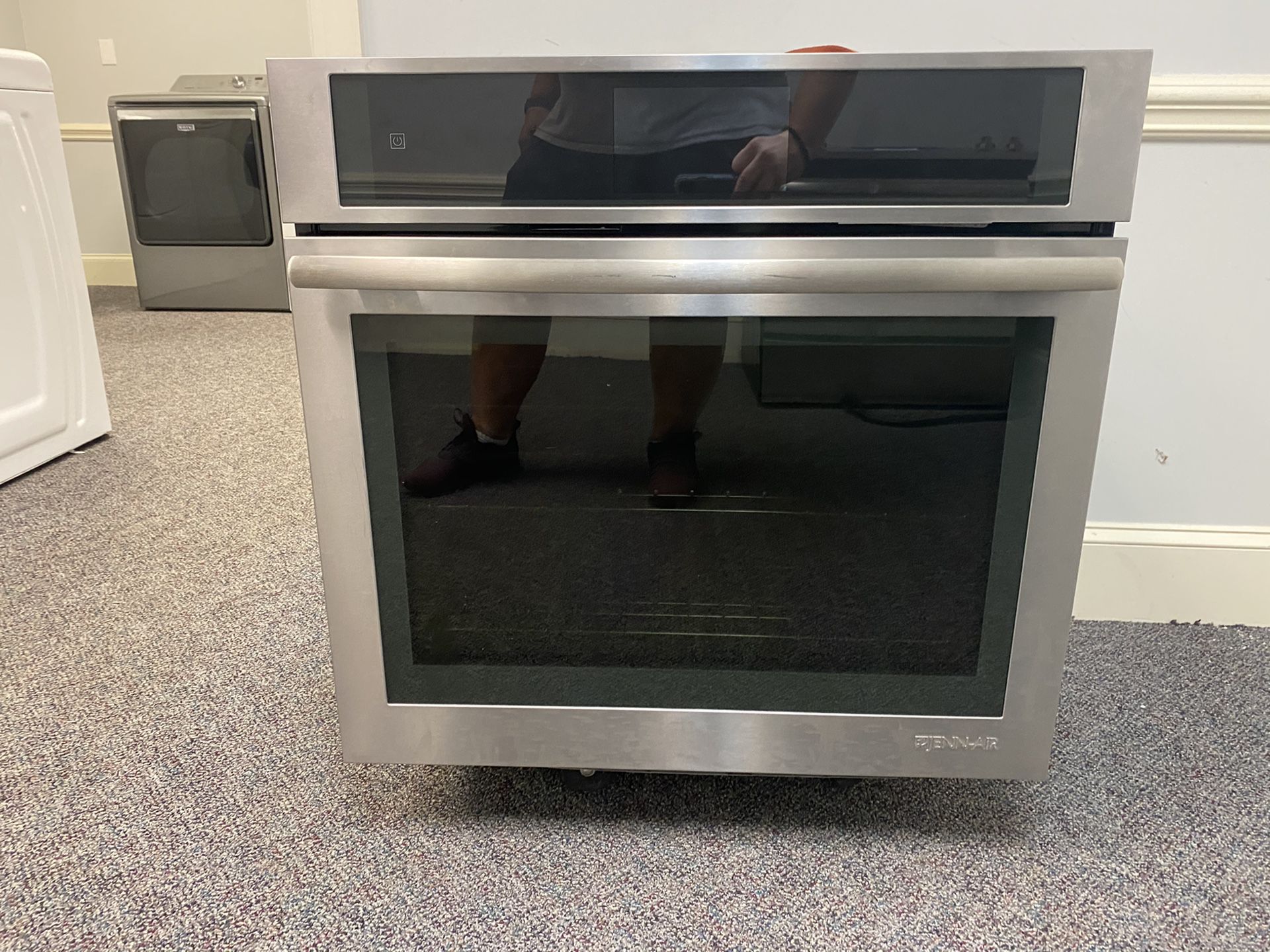 BRAND NEW JENN AIR STAINLESS STEEL CONVECTION WALL UNIT- WARRANTY