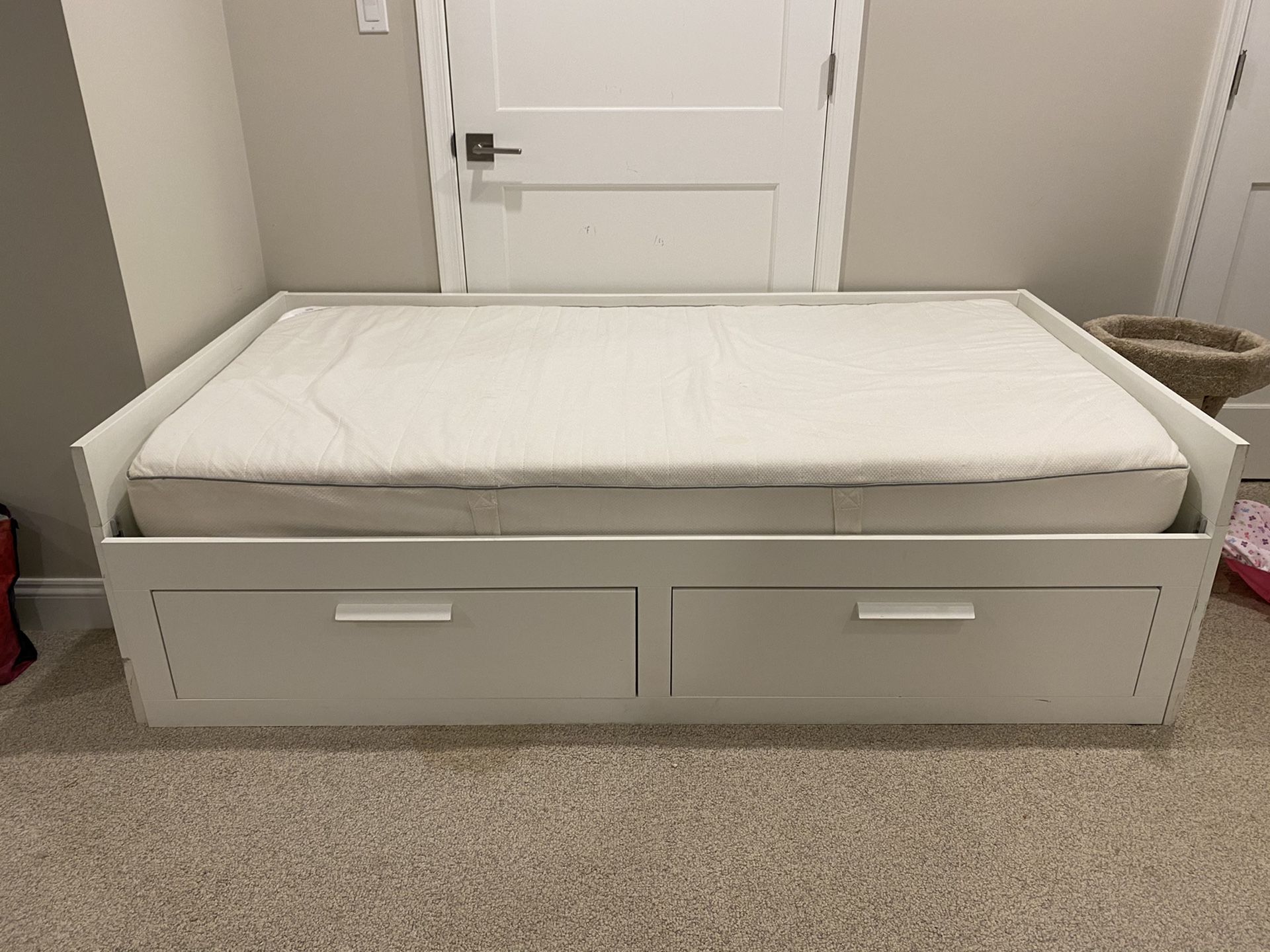 IKEA TRUNDLE BED