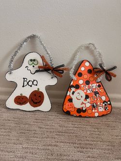 Halloween Decor