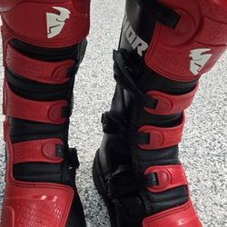 Thor Blitz XP MX Size11